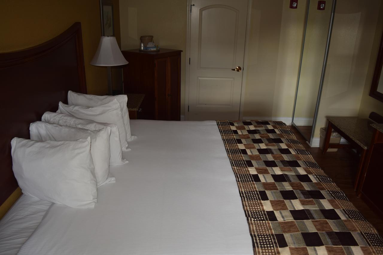 Atkinson Inn & Suites Lumberton Luaran gambar